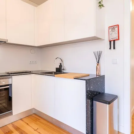 Paco De Arco T3 Apartment, Cp153 1º Perfect Spot In Town Center Διαμέρισμα Oeiras