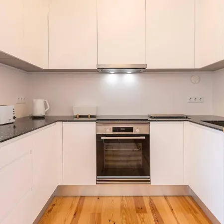Paco De Arco T3 Apartment, Cp153 1º Perfect Spot In Town Center Lejlighed Oeiras