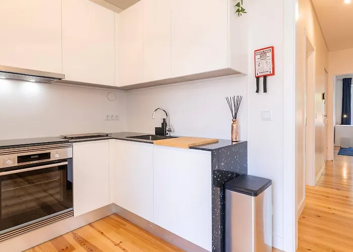 Paco De Arco T3 Apartment, Cp153 1º Perfect Spot In Town Center Διαμέρισμα Oeiras